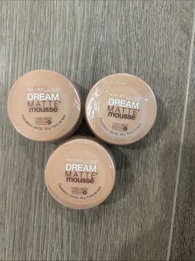 3X Maybelline Dream Matte Mousse Foundation - Honey Beige (FIRM PRICE )